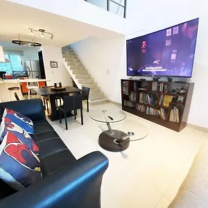 Сasa de vacaciones Geek-chic Townhouse, Playa del Carmen